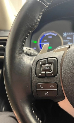 Lexus IS cena 109900 przebieg: 82170, rok produkcji 2016 z Zalewo małe 172